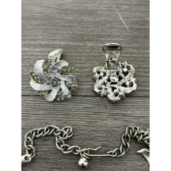 Vtg Silver Tone Smokey Grey Crystal Statement Necklace/ Earring Set. By ART - Picture 5 of 5